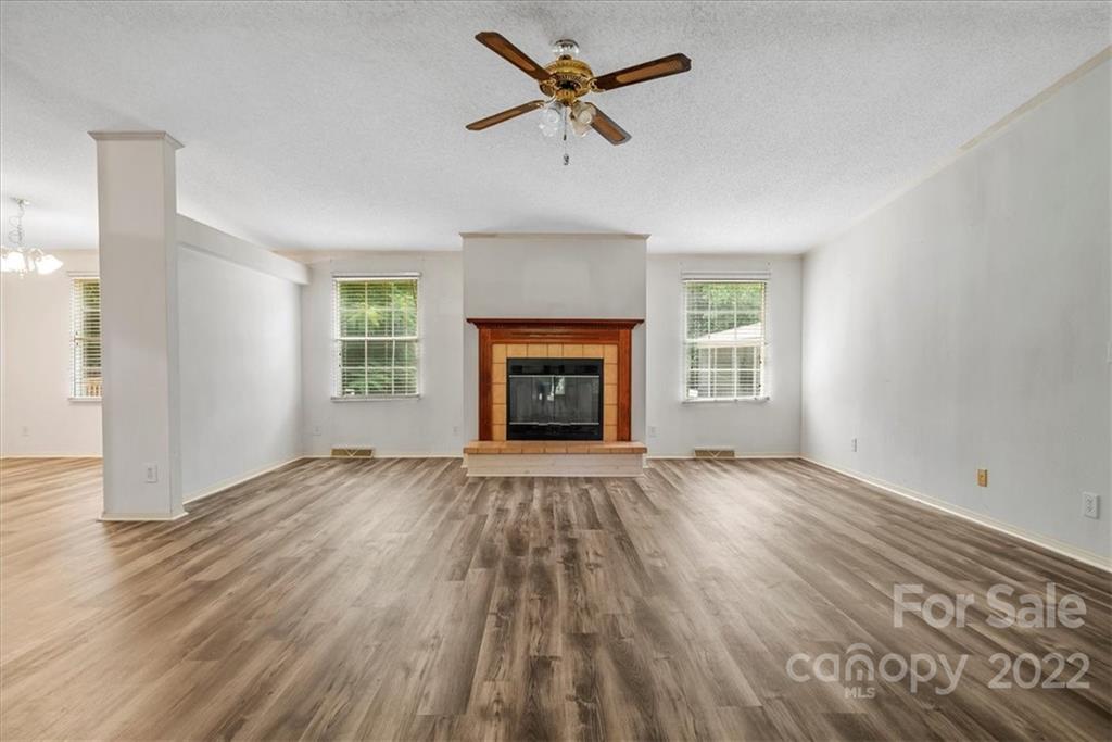 957 Lucky 2 Road York, SC 29745 - Photo 7 of 36 Gallery Image 7