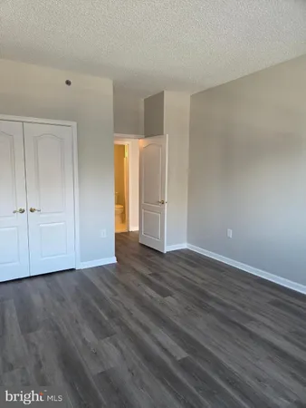 $3,250 | 1211 South Eads Street, Unit 804, Arlington, VA 22202