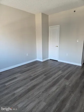 $3,250 | 1211 South Eads Street, Unit 804, Arlington, VA 22202