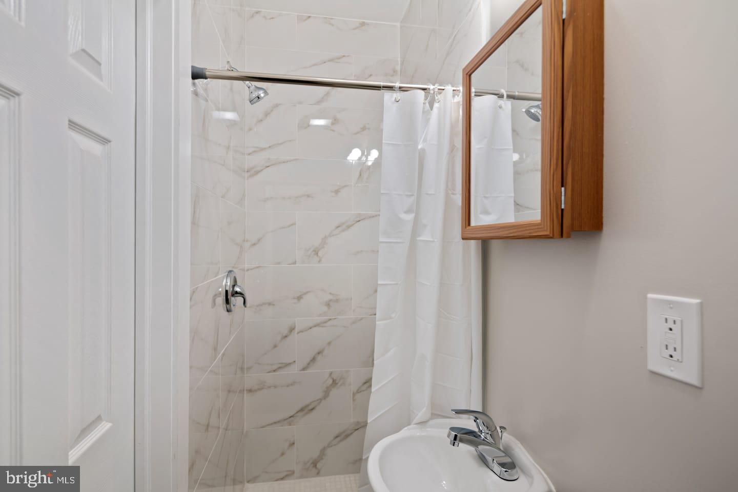 1912 Orthodox Street Philadelphia, PA 19124 - Photo 11 of 22