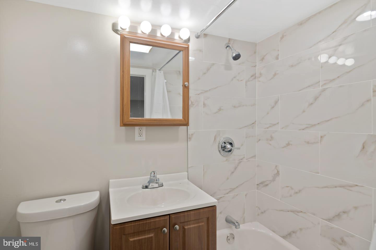 1912 Orthodox Street Philadelphia, PA 19124 - Photo 6 of 22