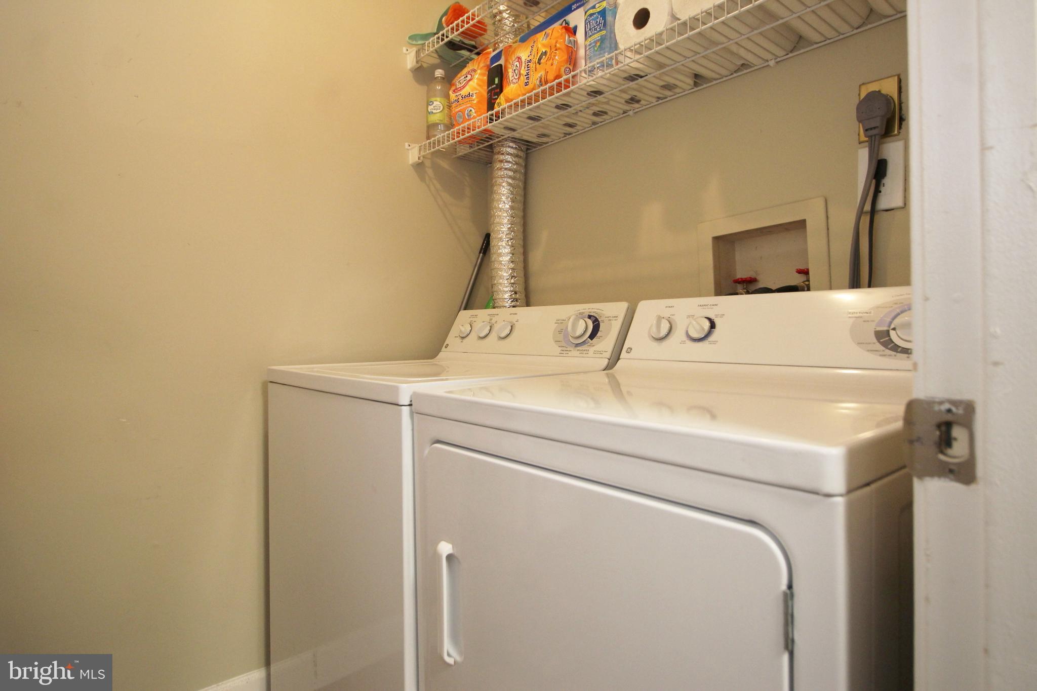 14805 Rydell Road, Unit 201 Centreville, VA 20121 - Photo 16 of 19 Gallery Image 16