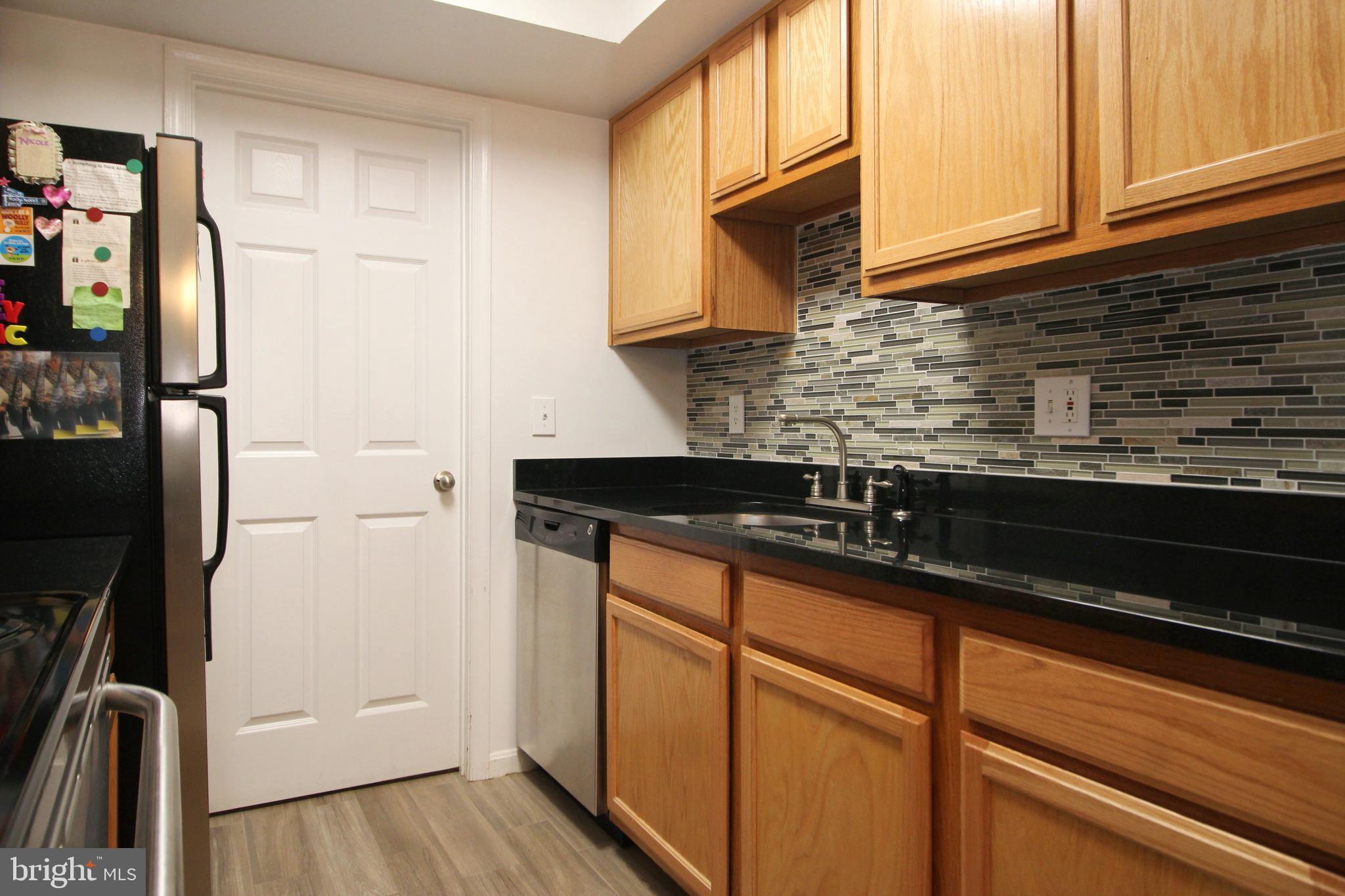 14805 Rydell Road, Unit 201 Centreville, VA 20121 - Photo 6 of 19 Gallery Image 6