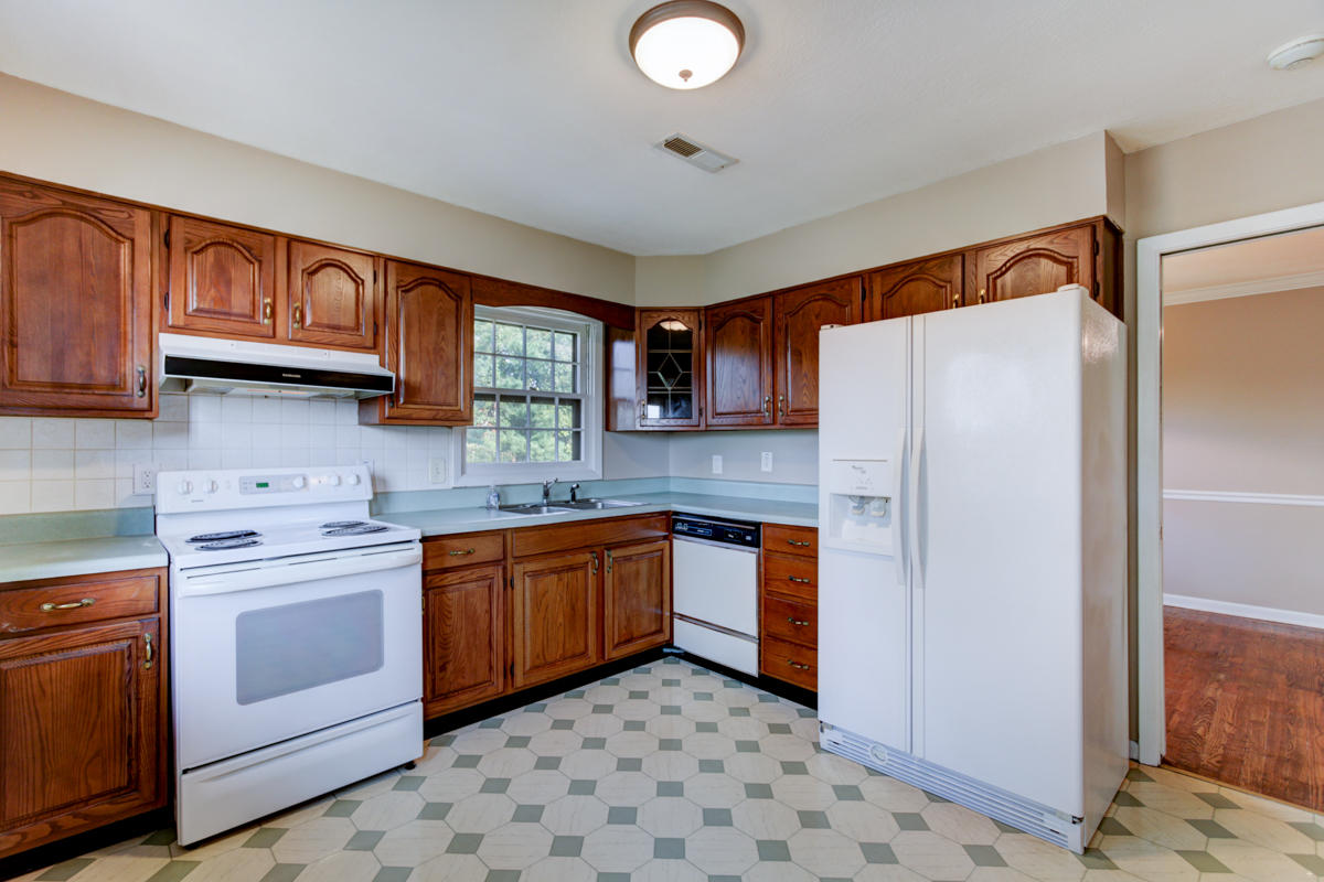 3704 Frostwood Road Knoxville, TN 37921 - Photo 7 of 23 + Perceptions (7)