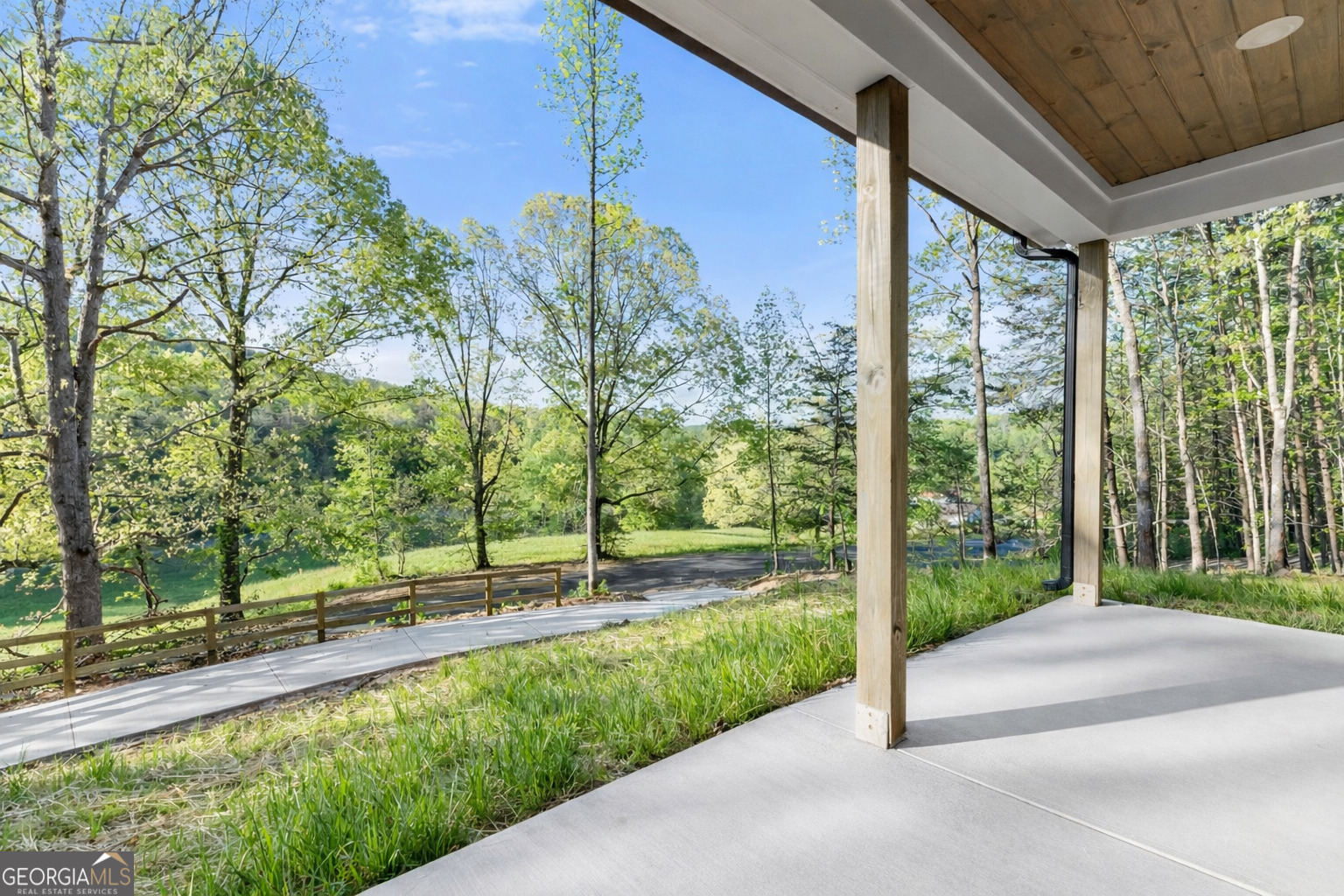 71 Chestatee Road Cleveland, GA 30528 - Photo 4 of 36