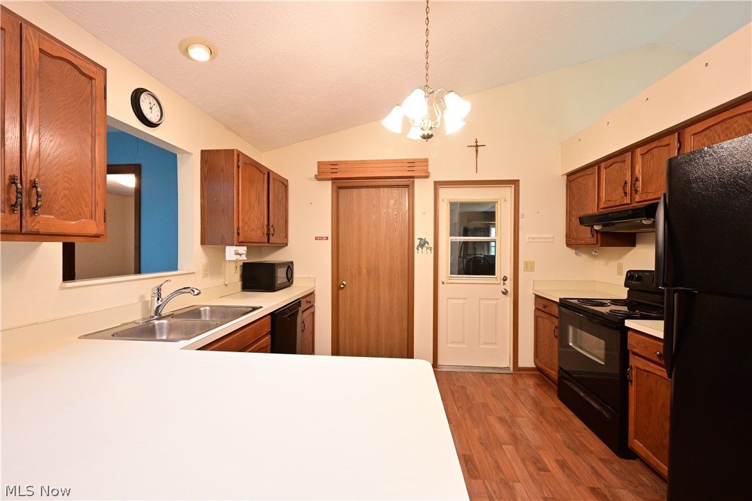 693 Guilford Road Vermilion, OH 44089 - Photo 9 of 34 Gallery Image 9