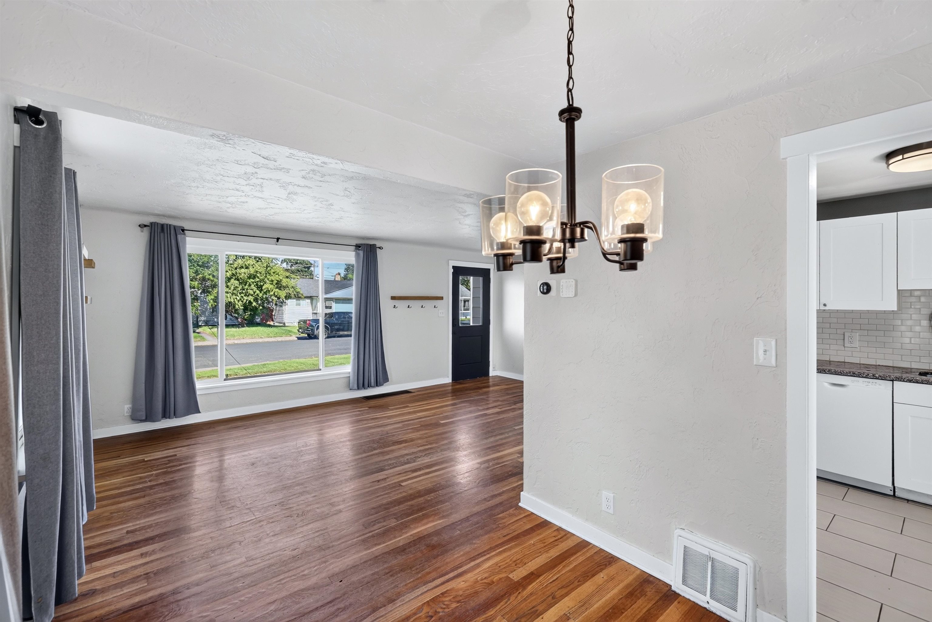 5104 North Elgin Street Spokane, WA 99205 - Photo 9 of 37