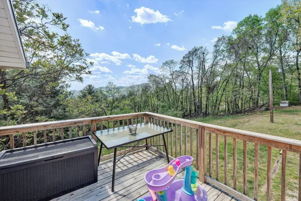 $279,950 | 897 Dellwood Road, Salem, VA 24153