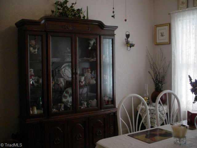 908 Old Winston Road High Point, NC 27265 - Photo 4 of 8 Other. Dining Room