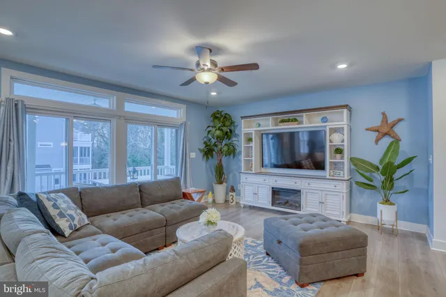 $1,399,900 | 20459 Blue Point Drive, Unit 27, Rehoboth Beach, DE 19971