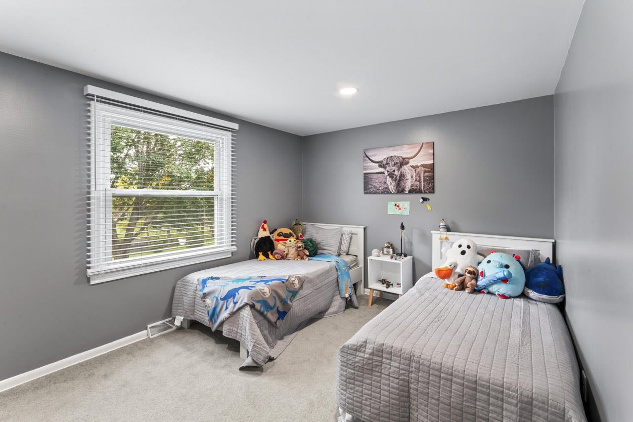 5284 Territorial Road Grand Blanc, MI 48439 - Photo 32 of 48 50156564-16a2e163-01c1-4019-b98a-18f1e74a3fa2.JPG
