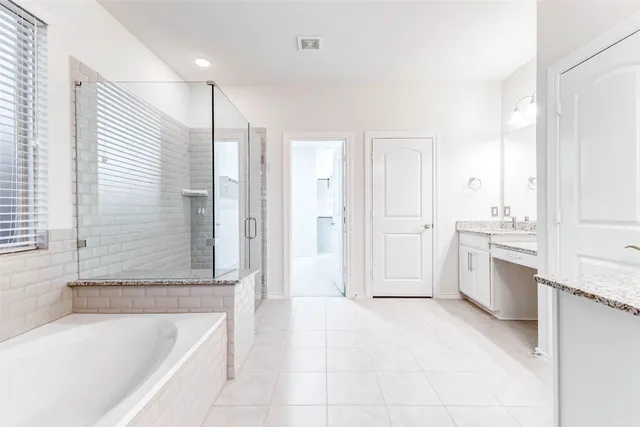 $695,000 | 17831 Maple Ash Drive, Spring, TX 77379