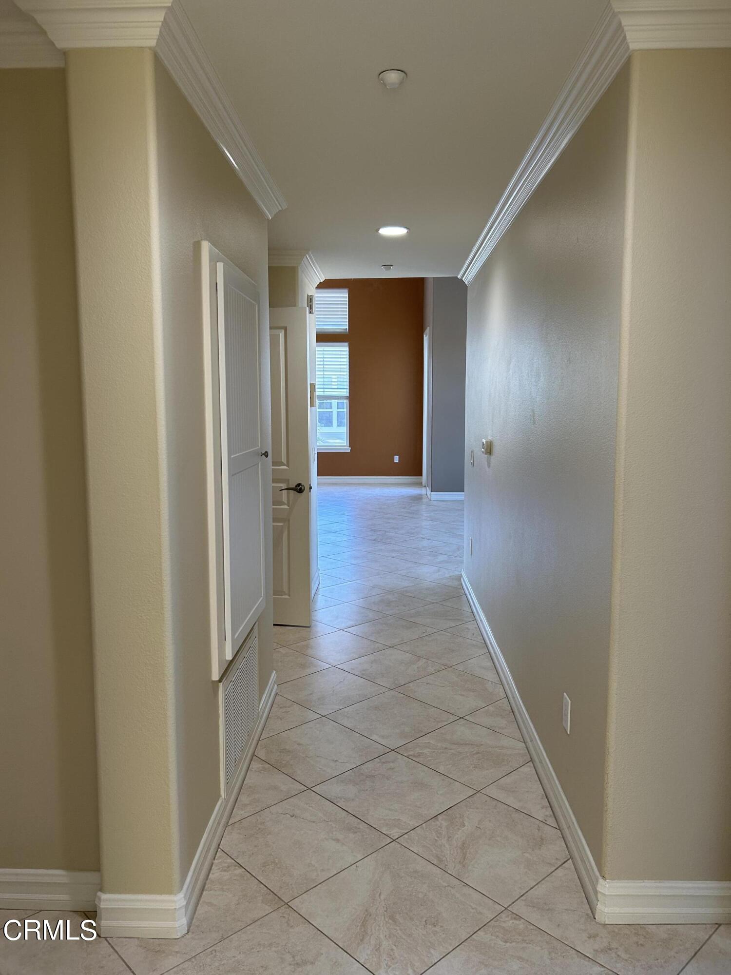 1561 Windshore Way Oxnard, CA 93035 - Photo 12 of 17 a view of hallway with hallway