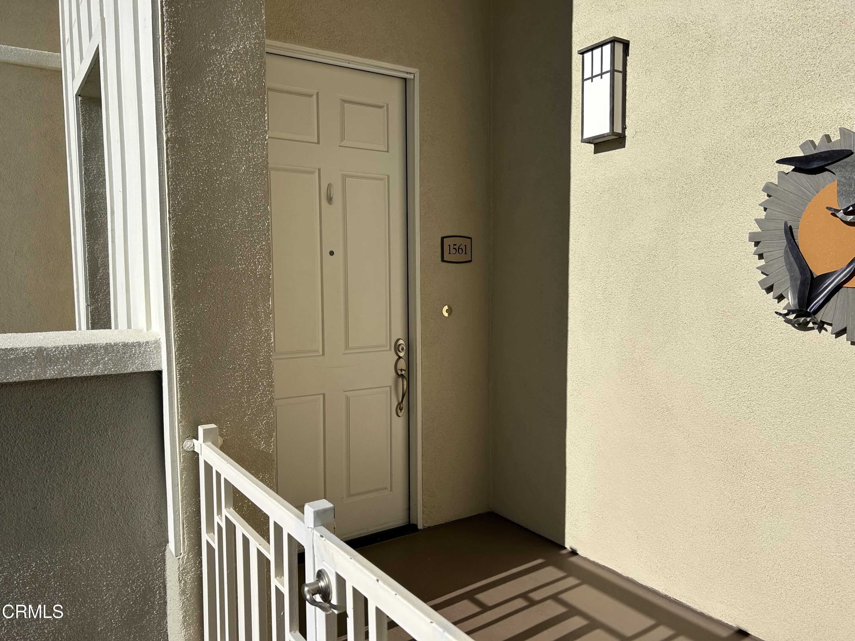 1561 Windshore Way Oxnard, CA 93035 - Photo 3 of 17 a view of bathroom