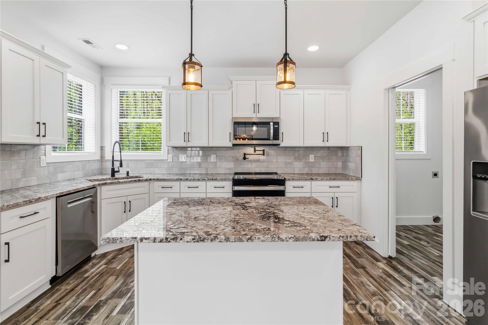 602 Stateline Road Clover, SC 29710 - Photo 12 of 28