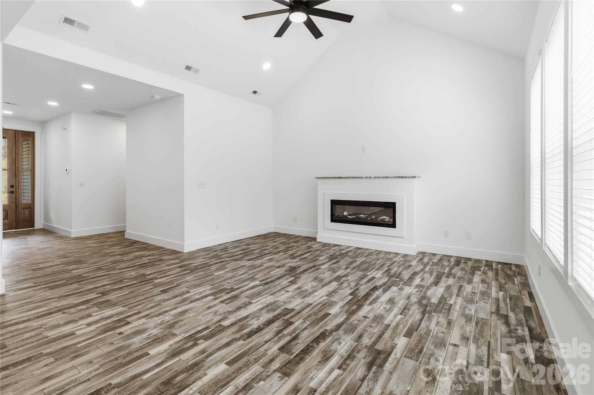 602 Stateline Road Clover, SC 29710 - Photo 5 of 28