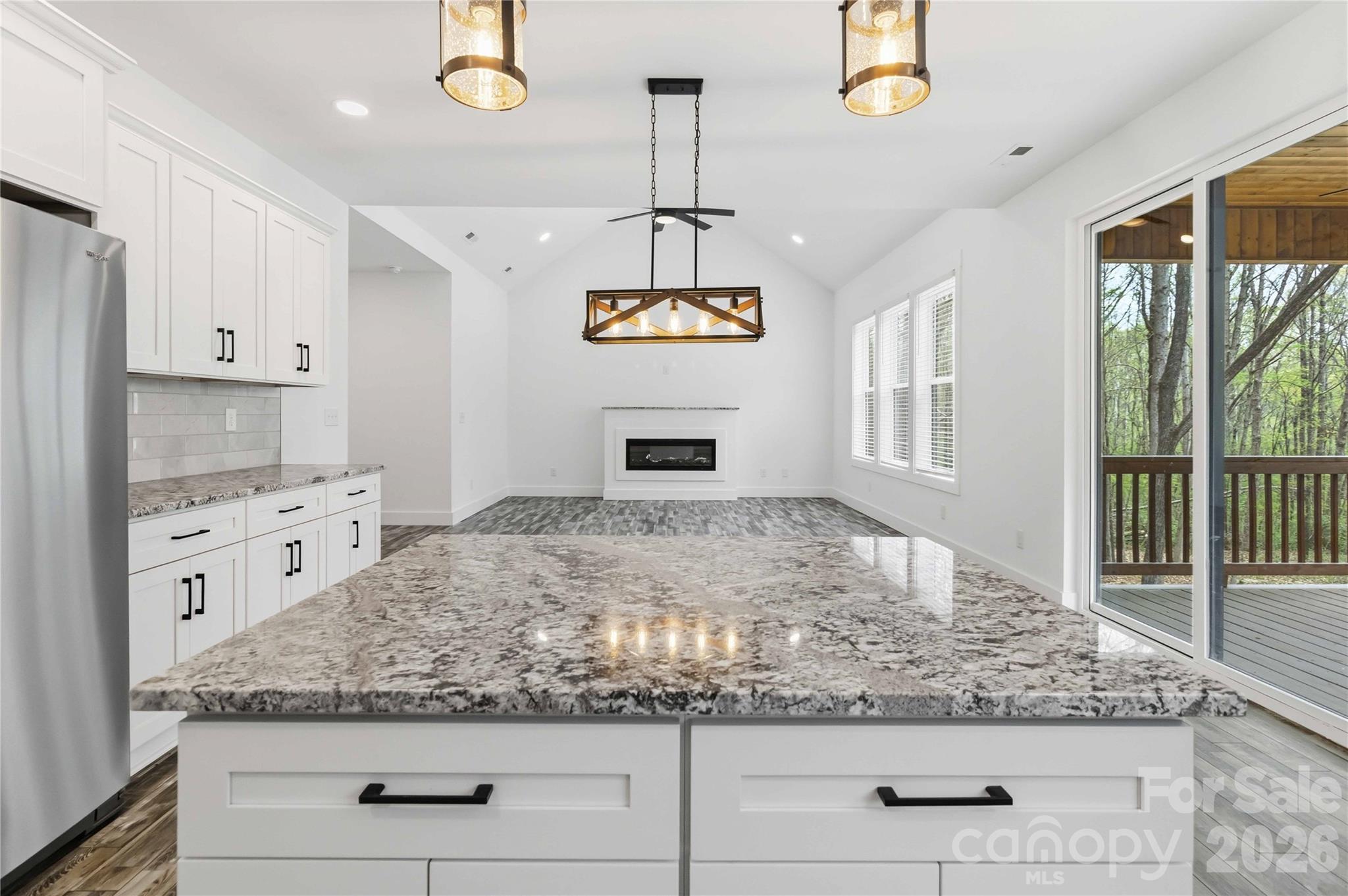 602 Stateline Road Clover, SC 29710 - Photo 7 of 28