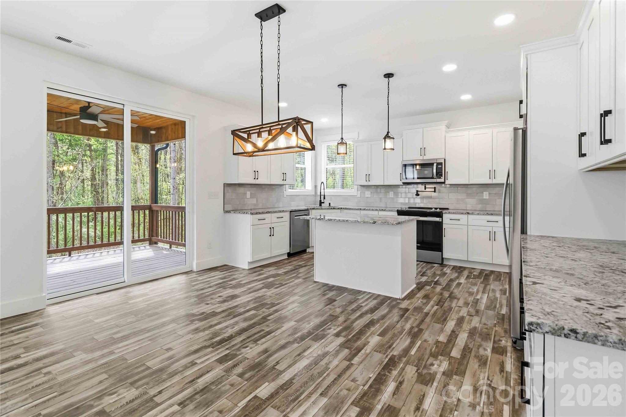 602 Stateline Road Clover, SC 29710 - Photo 10 of 28