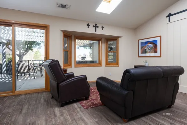 $875,000 | 400 Dominy Road, Lone Pine, CA 93545