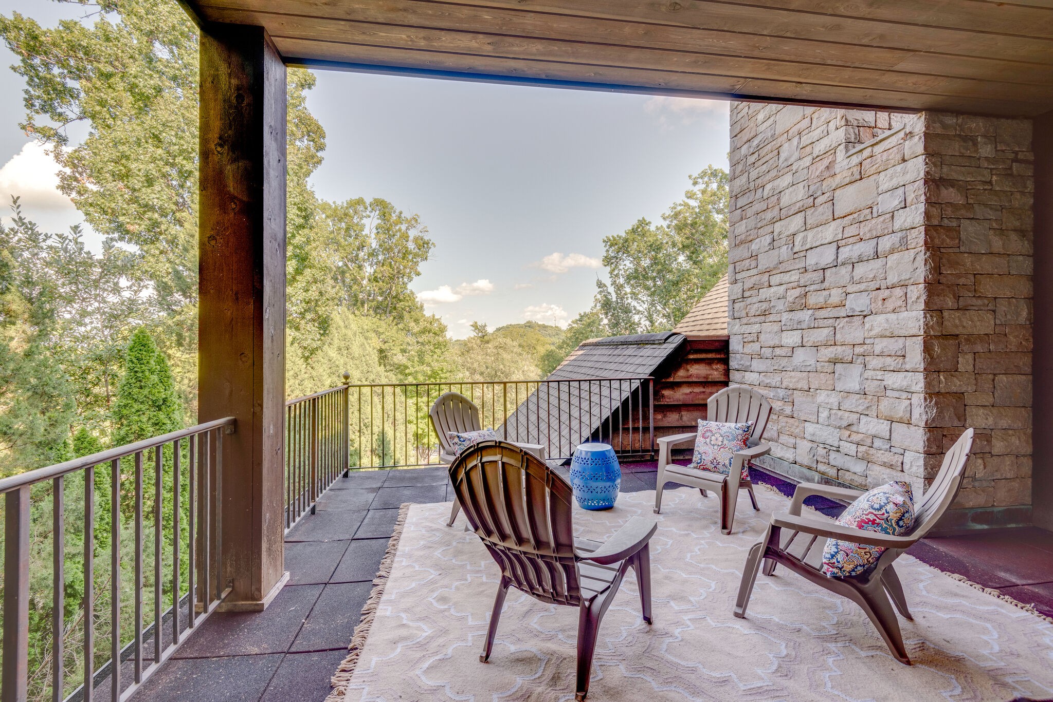 4315 Sneed Road Nashville, TN 37215 - Photo 39 of 50 a balcony with table and chairs