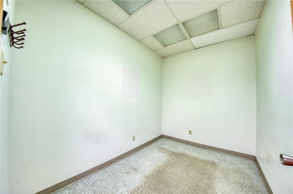 5614 Verona Road Verona, PA 15147 - Photo 10 of 34 Another private office