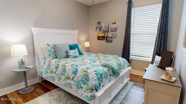 $2,895 | 1215 Ocean View Drive, Gulfport, MS 39507