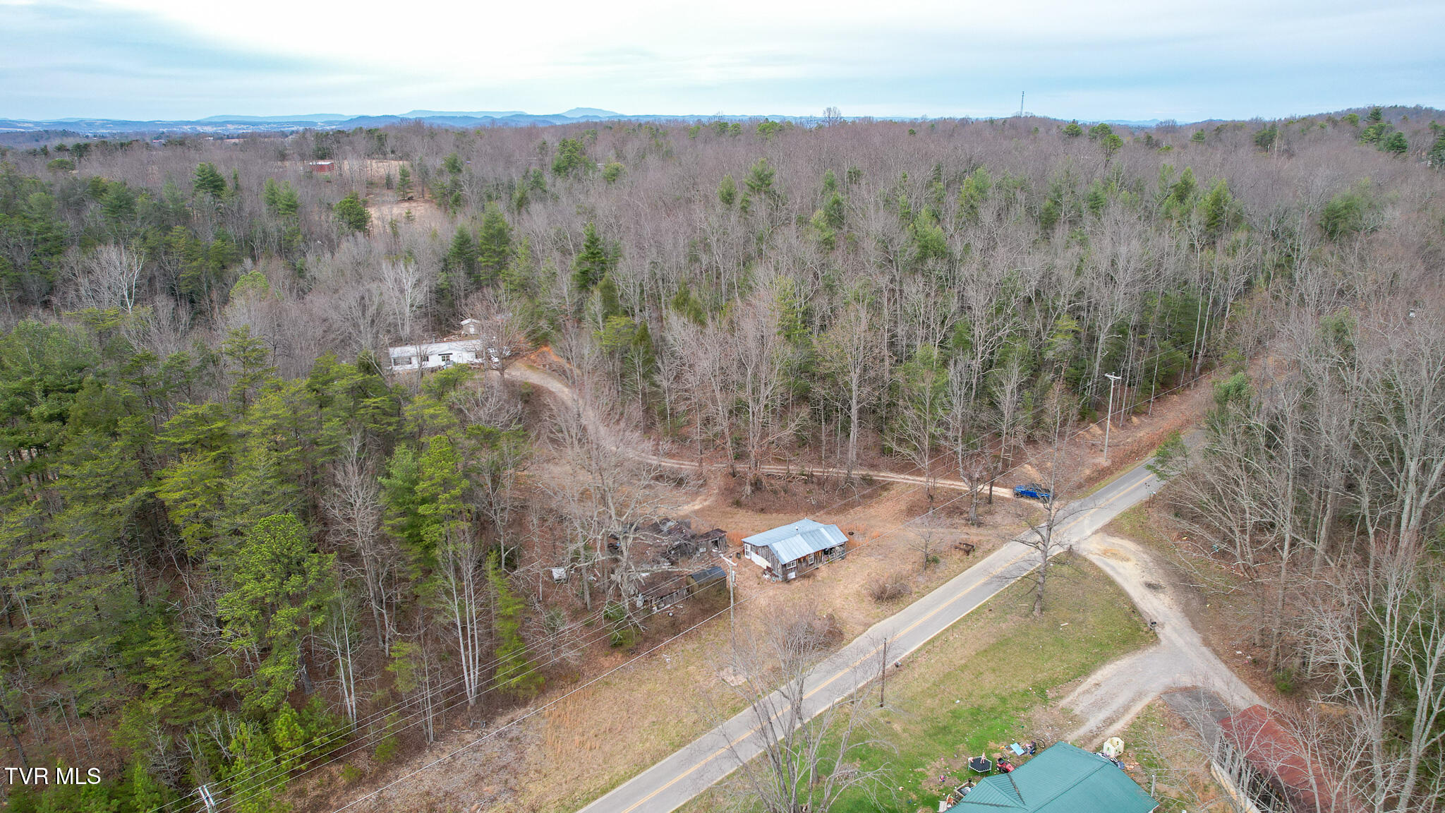 7105 Greystone Road Afton, TN 37616 - Photo 12 of 19 DJI_0130