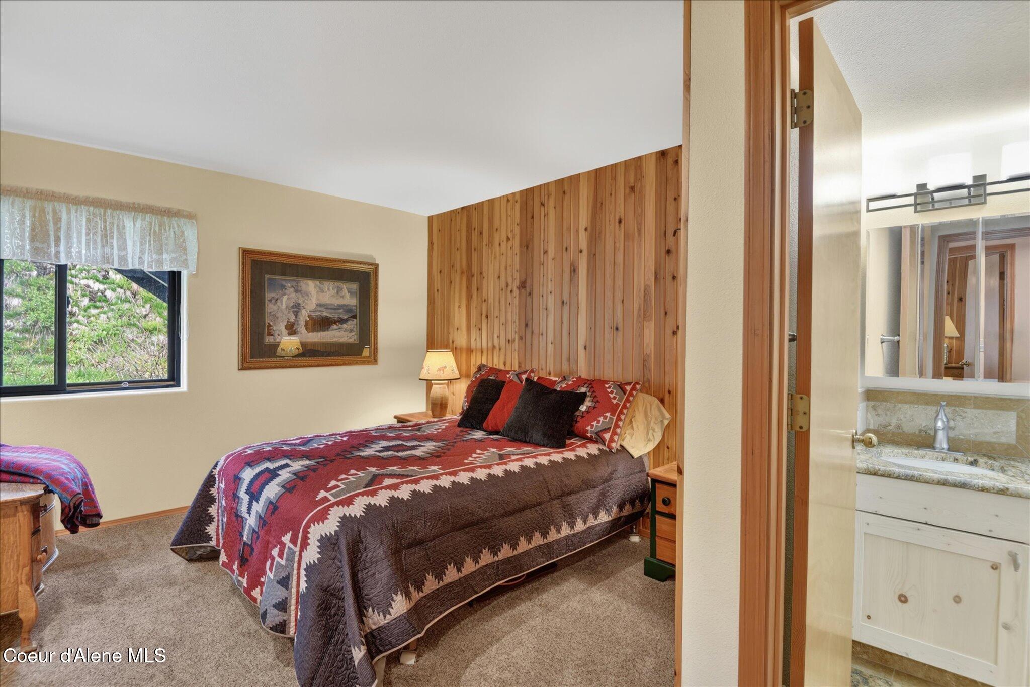 155 Crystal Springs Road, Unit 401 Sandpoint, ID 83864 - Photo 24 of 39 37-126041842
