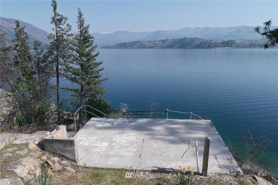 8216 South Lakeshore Road Chelan, WA 98816 - Photo 7 of 12 Gallery Image 7