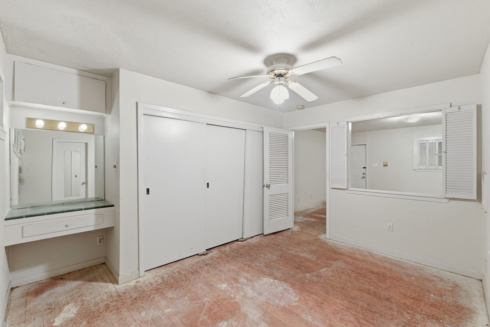 1941 Lexington Street, Unit 6 Houston, TX 77098 - Photo 32 of 50 Unit 6 Bedroom