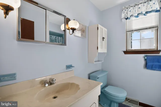 $439,900 | 2306 Carol Lane, Norristown, PA 19401