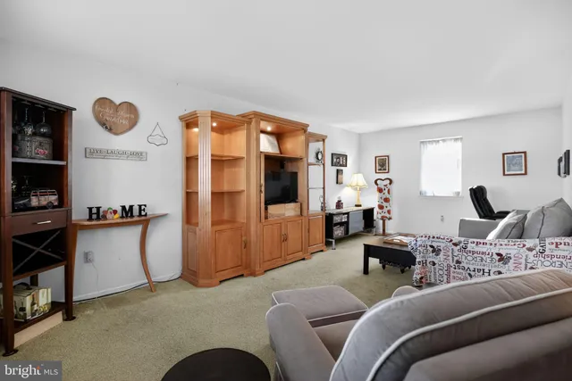 $439,900 | 2306 Carol Lane, Norristown, PA 19401