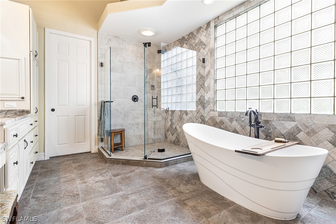 1163 Southwest 57th Street Cape Coral, FL 33914 - Photo 12 of 50