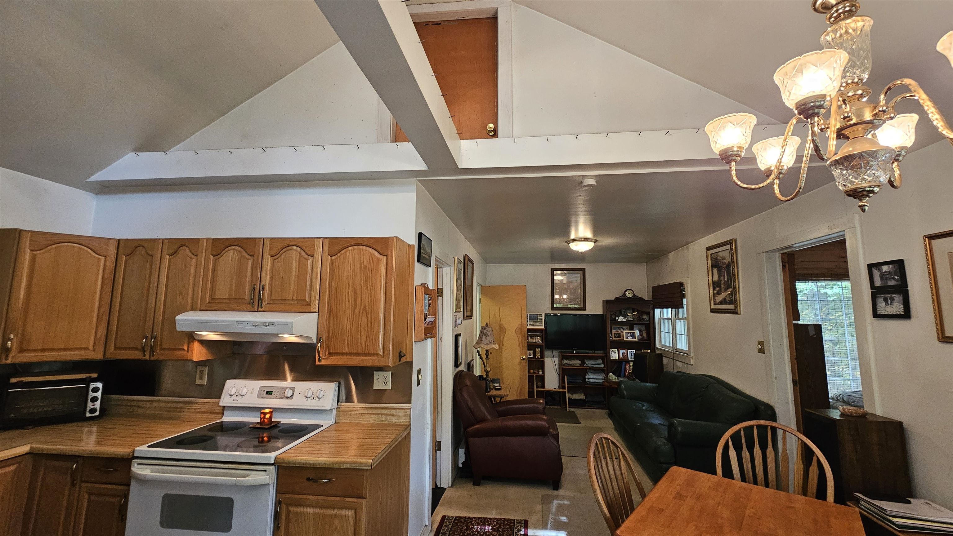 787 Highway 30 Newfane, VT 05345 - Photo 14 of 37