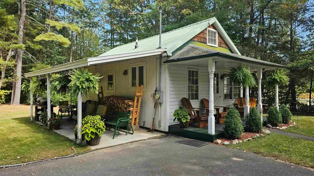 $325,000 | 787 Highway 30, Newfane, VT 05345