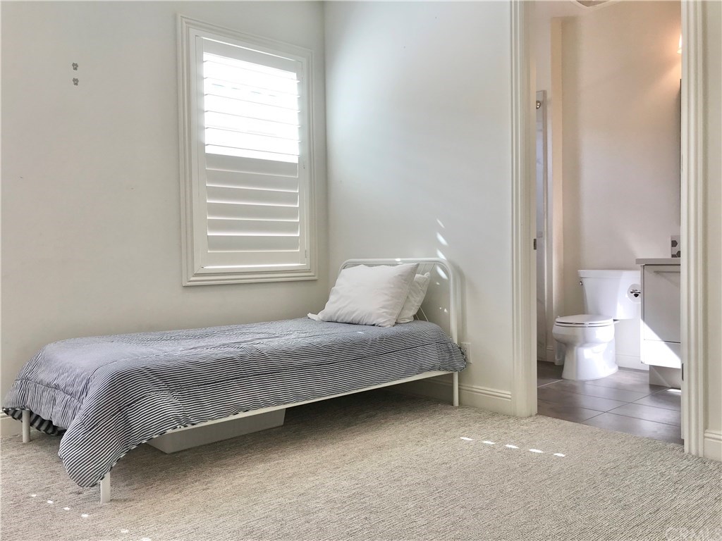 16 Calliope Lake Forest, CA 92630 - Photo 23 of 36