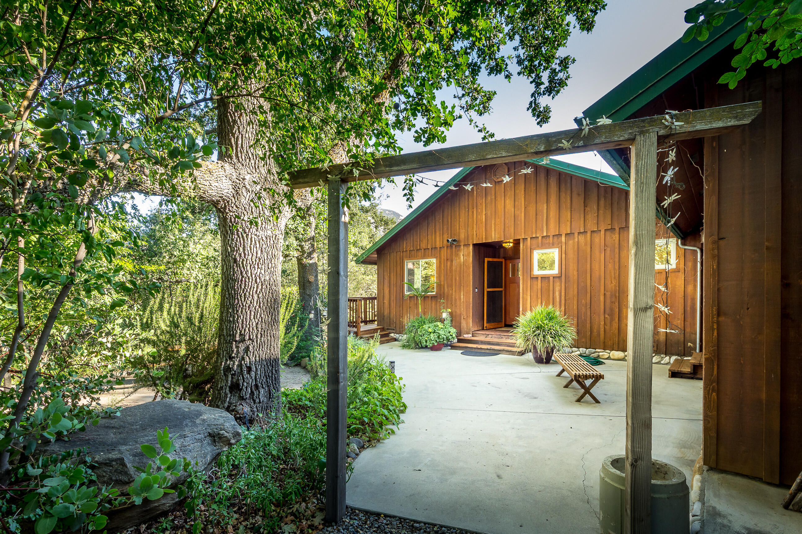 42854 Sierra Drive Three Rivers, CA 93271 - Photo 4 of 42 -