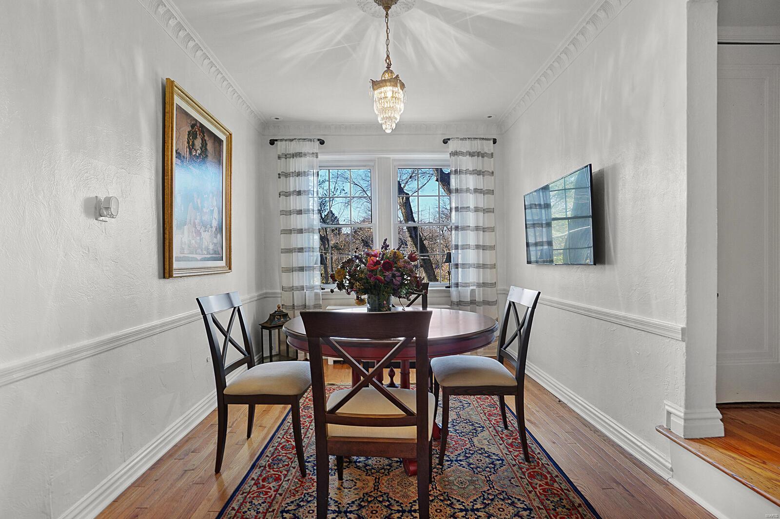 9117 Clayton Road Ladue, MO 63124 - Photo 13 of 50 Gallery Image 13