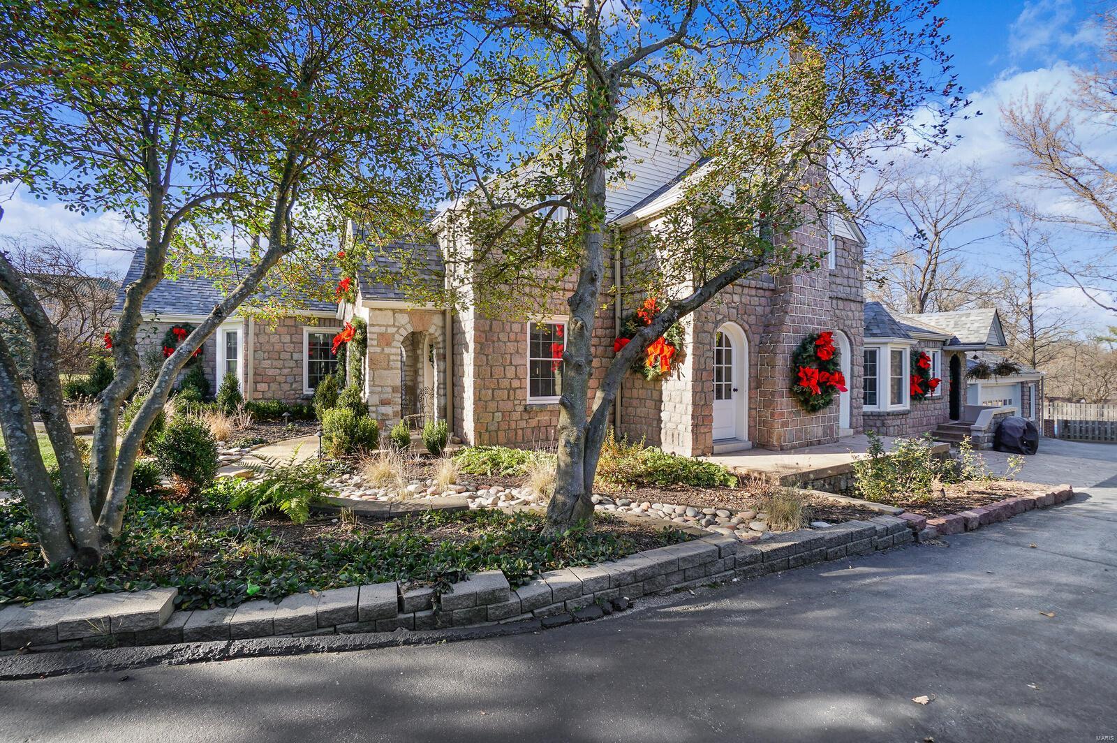 9117 Clayton Road Ladue, MO 63124 - Photo 42 of 50 Gallery Image 42