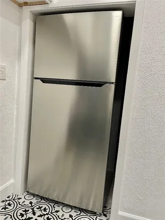 $1,400 | 3400 Timmons Lane, Unit 13, Houston, TX 77027