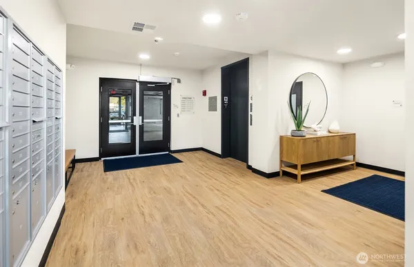 $810,531 | 6949 Northeast 184th Lane, Unit 412, Kenmore, WA 98028