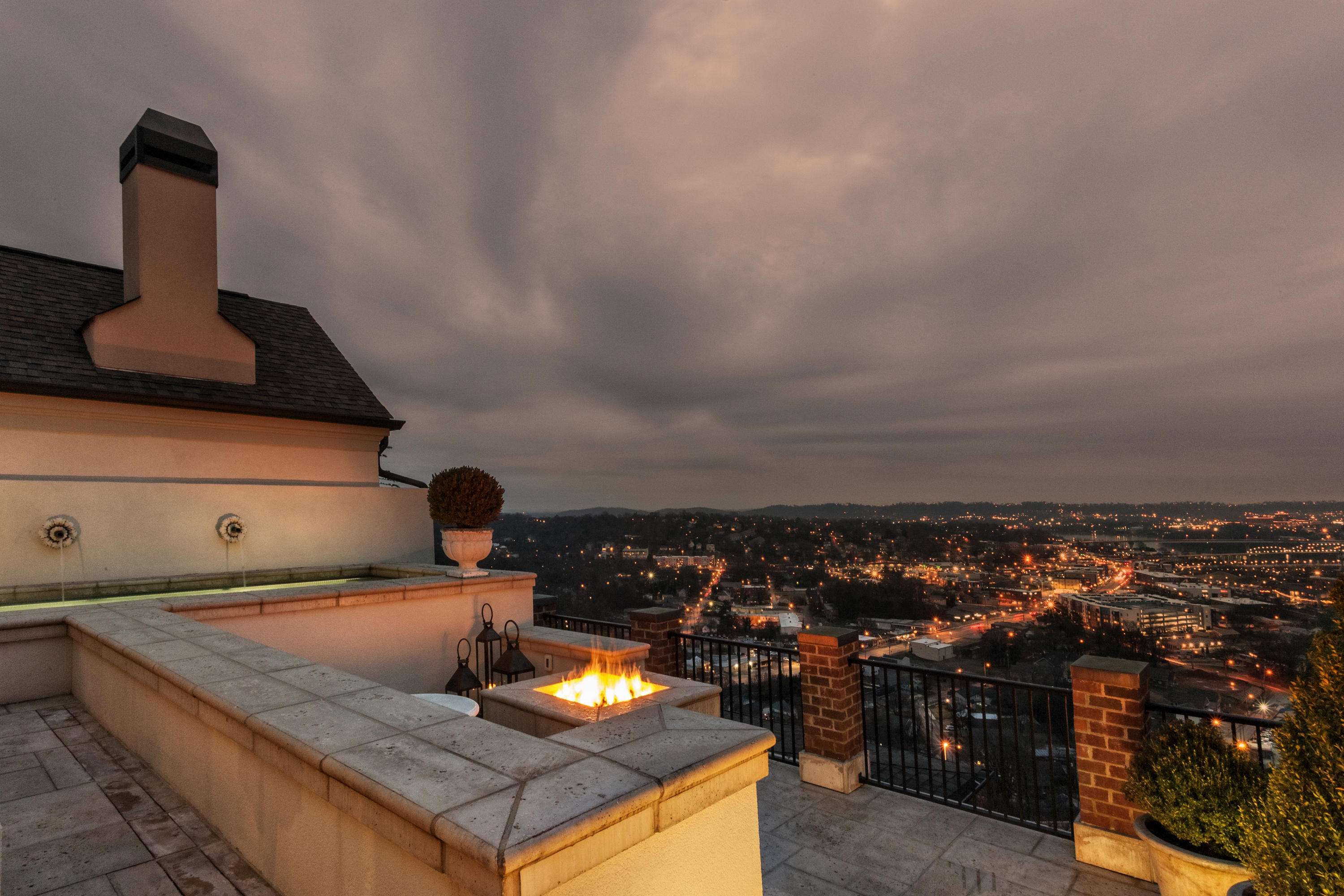 554 Whitehall Road, Unit 124 Chattanooga, TN 37405 - Photo 11 of 80 patio area dusk 2