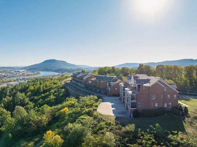 $2,195,000 | 554 Whitehall Road, Unit 124, Chattanooga, TN 37405