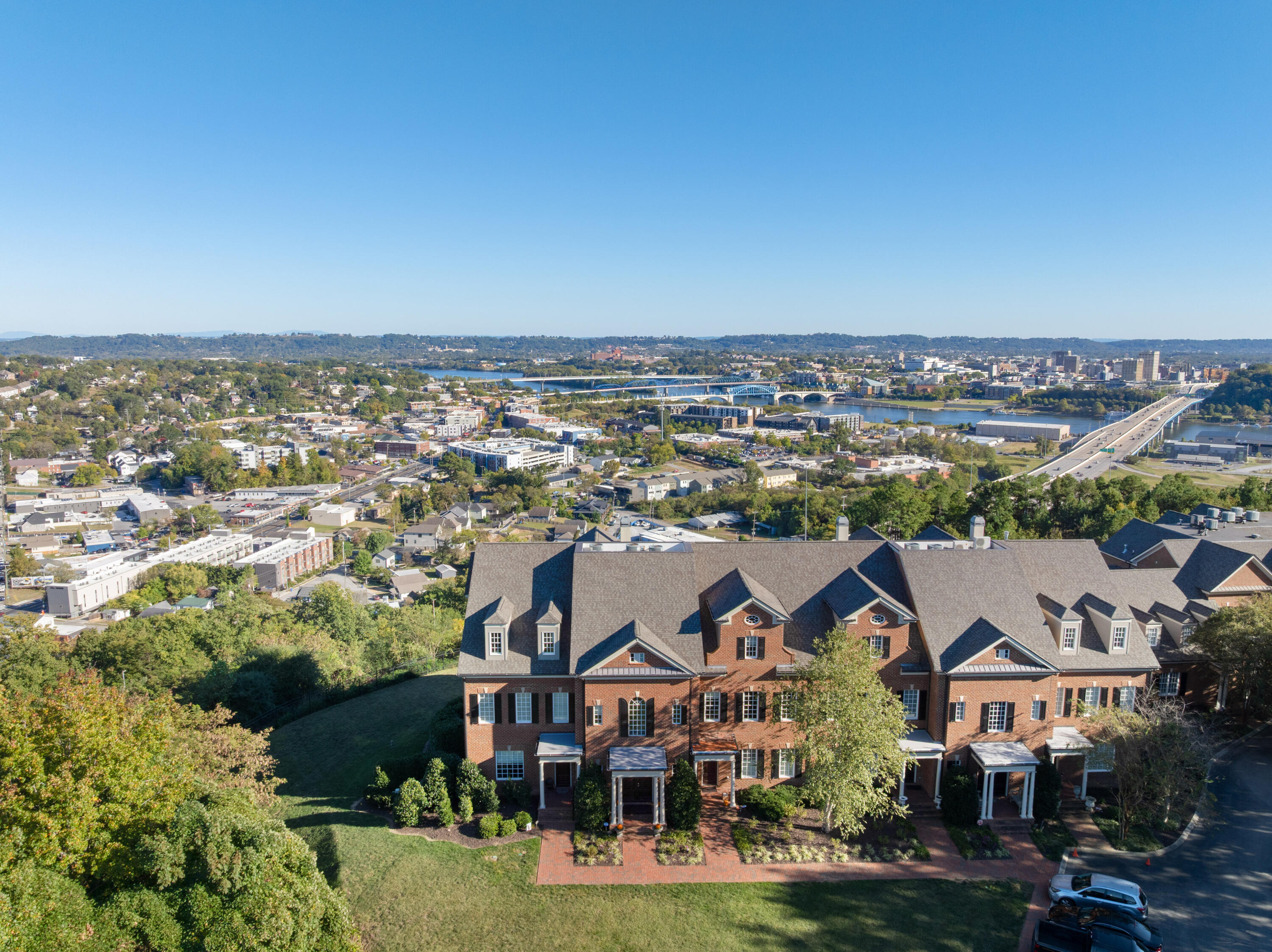 554 Whitehall Road, Unit 124 Chattanooga, TN 37405 - Photo 17 of 80 13 - 554 Whitehall_124 - Drone