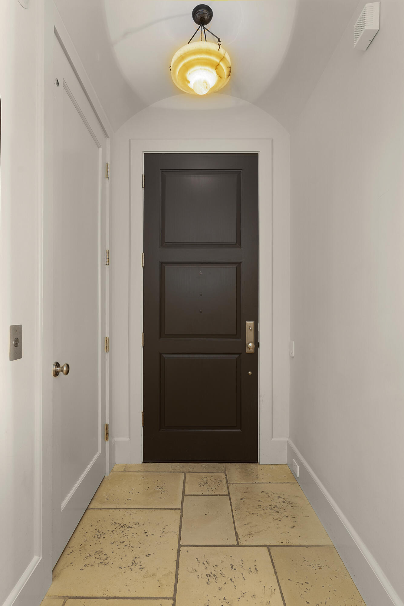 554 Whitehall Road, Unit 124 Chattanooga, TN 37405 - Photo 22 of 80 18 - 554 Whitehall_124 - Main