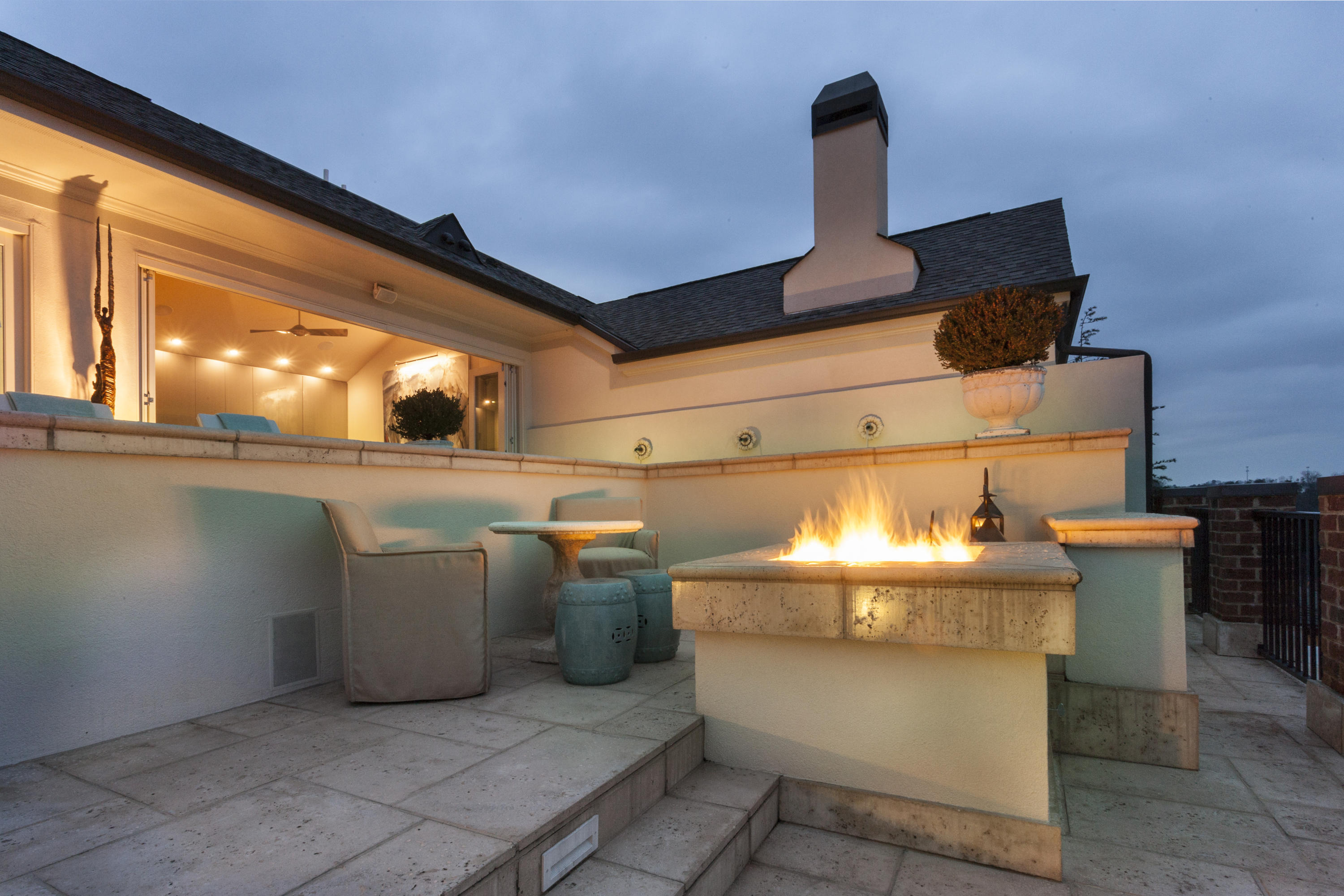 554 Whitehall Road, Unit 124 Chattanooga, TN 37405 - Photo 9 of 80 patio area dusk fp and seating 2