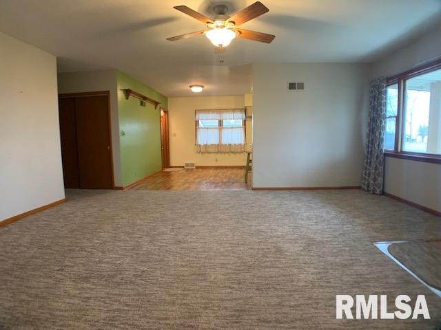 5827 West Pfeiffer Road Bartonville, IL 61607 - Photo 5 of 27 Gallery Image 5