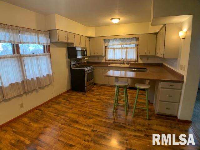 5827 West Pfeiffer Road Bartonville, IL 61607 - Photo 8 of 27 Gallery Image 8