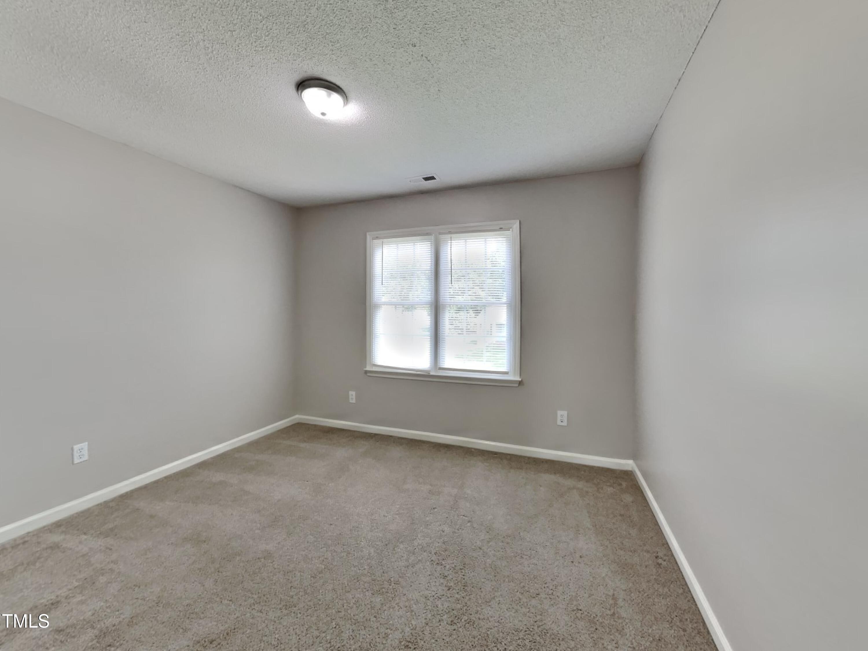 561 Yellow Berry Run Wendell, NC 27591 - Photo 12 of 18 11_Image_Lo2T2bkO5J