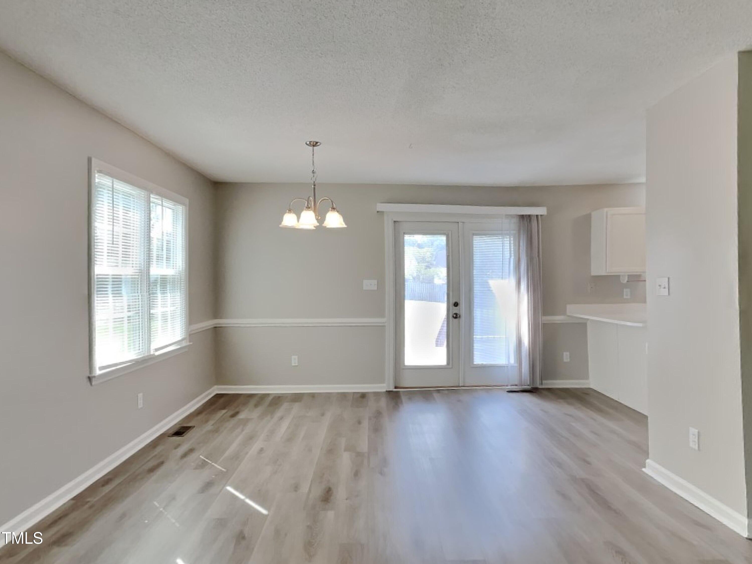 561 Yellow Berry Run Wendell, NC 27591 - Photo 5 of 18 4_pc_OB7rbwbvqf_MYRQn5t3iH_other_room_5F